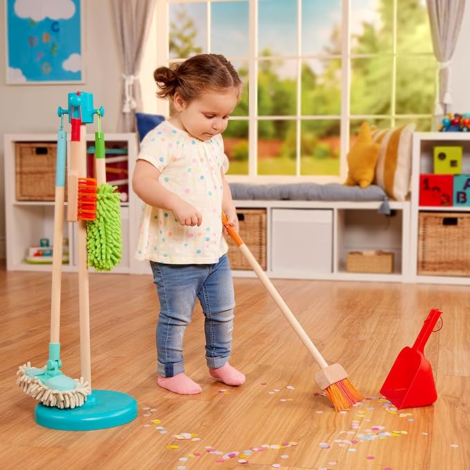 Battat – Kids Cleaning Set – Cleaning Toys for Toddlers, Children – Pretend Play Kit – Broom, Mop, Brush, Dustpan, Duster – Sweep n' Clean – 2+ Years
